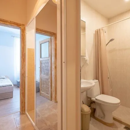 Apartment Wisdom - 2 Bedroom Top Center Sofia