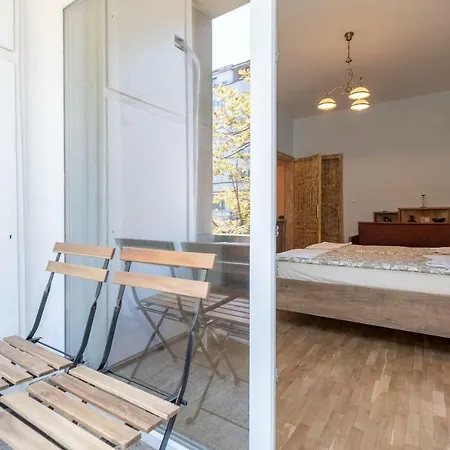 Wisdom - 2 Bedroom Top Center * Sofia